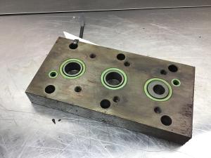 Liebherr Placa intermedia